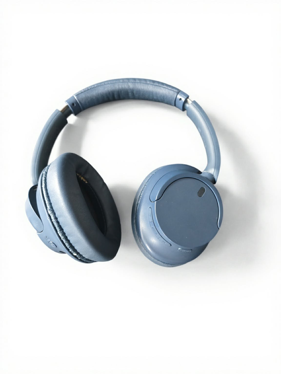 AI Product Shot — white background